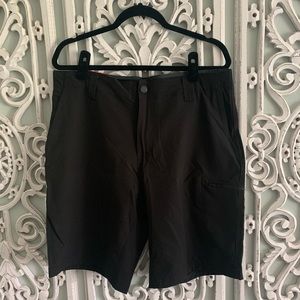 BNWT Men’s Zeroxposur shorts - Black Size 34